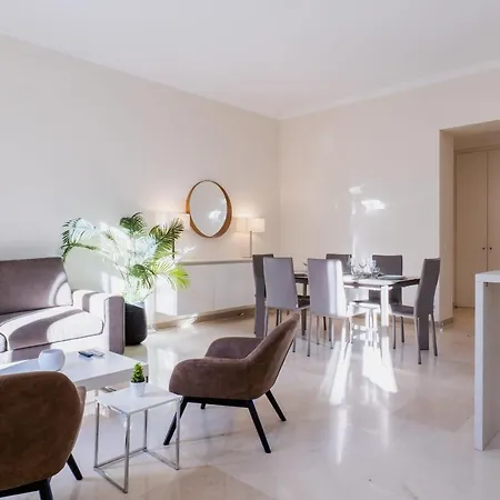 2-br Steps From The Palais Des Festivals Apartament Cannes
