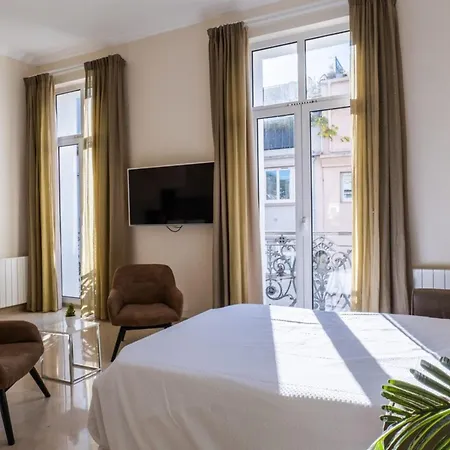 2-br Steps From The Palais Des Festivals