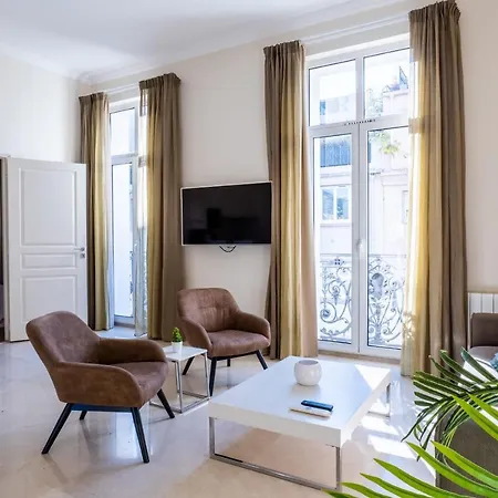 2-br Steps From The Palais Des Festivals * קאן