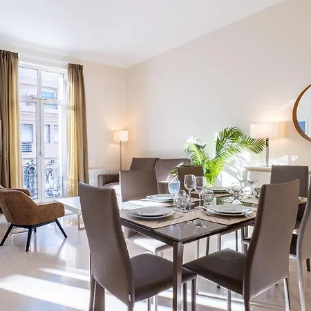 Lejlighed 2-br Steps From The Palais Des Festivals *