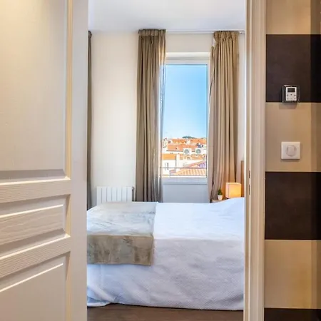 2-br Steps From The Palais Des Festivals Lejlighed