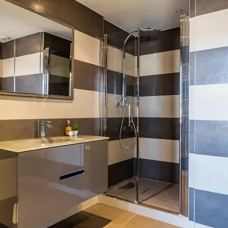 Lejlighed 2-br Steps From The Palais Des Festivals