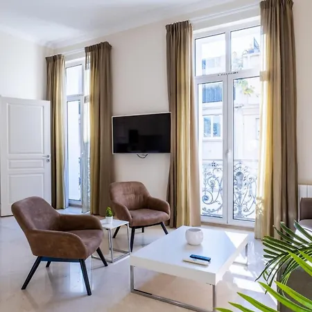 2-br Steps From The Palais Des Festivals * Cannes