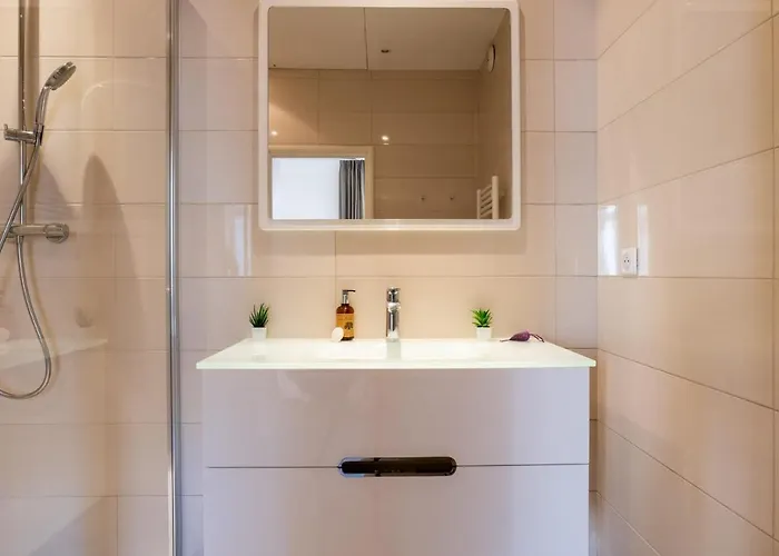 2-br Steps From The Palais Des Festivals * كان