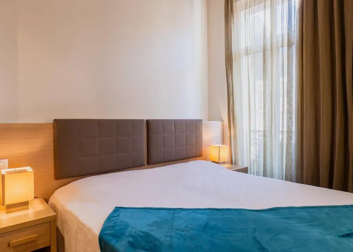 2-br Steps From The Palais Des Festivals كان