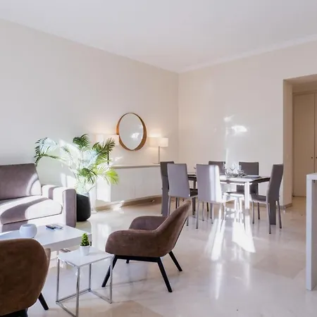 Appartement 2-br Steps From The Palais Des Festivals Cannes